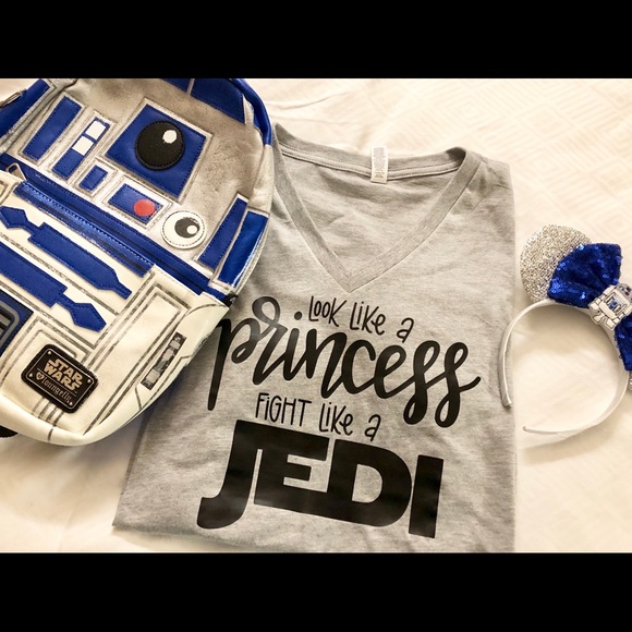 Disney Star Wars T-Shirt, Medium - Picture 5 of 6